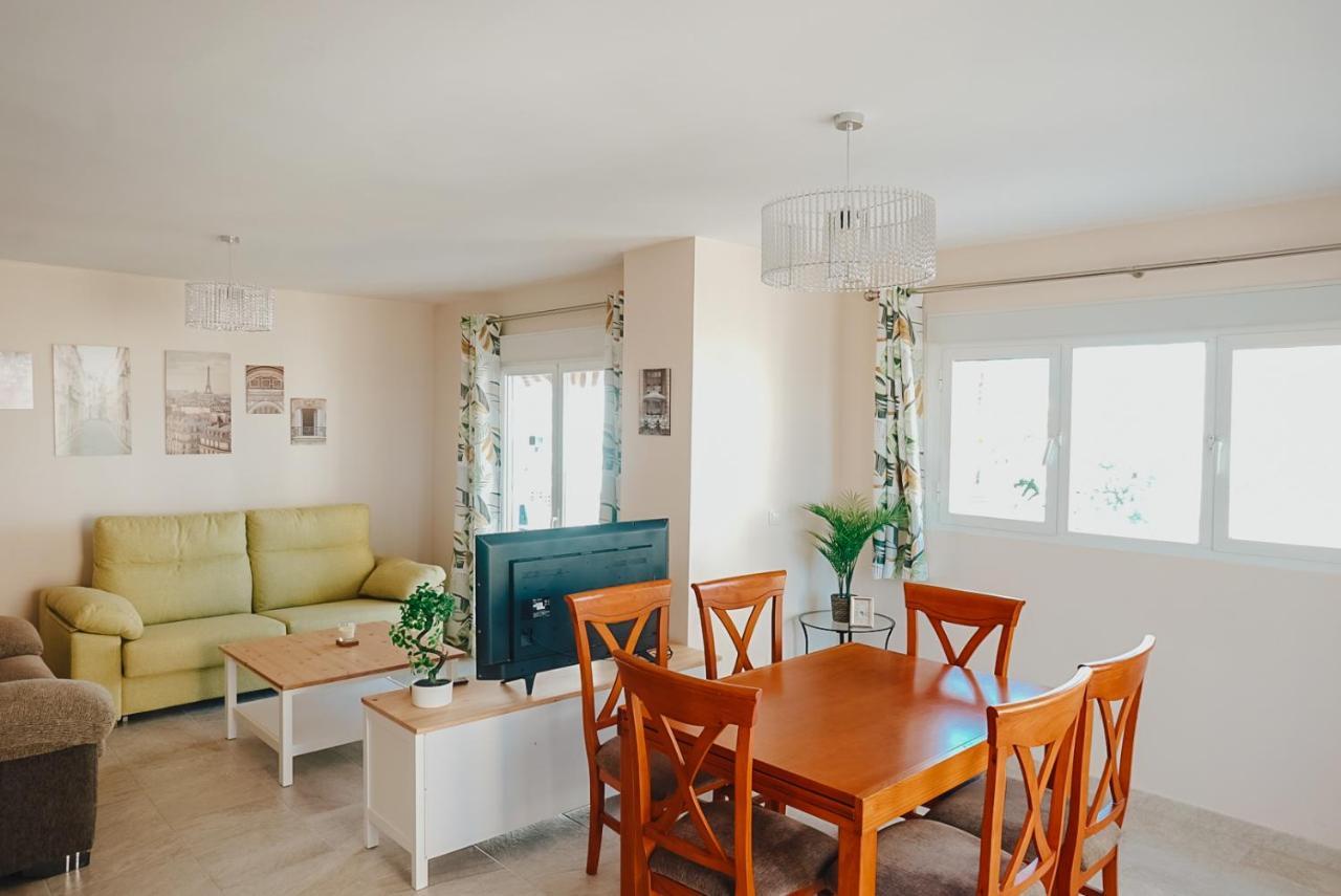 Amplio Con Vistas Al Mar Y Piscina En Benalmadena Apartment ภายนอก รูปภาพ