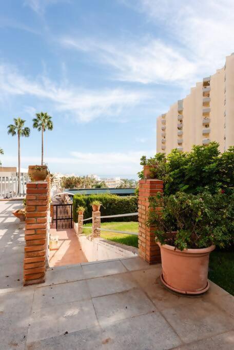 Amplio Con Vistas Al Mar Y Piscina En Benalmadena Apartment ภายนอก รูปภาพ