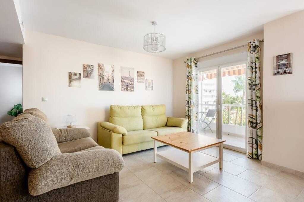Amplio Con Vistas Al Mar Y Piscina En Benalmadena Apartment ภายนอก รูปภาพ
