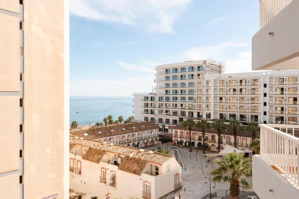 Amplio Con Vistas Al Mar Y Piscina En Benalmadena Apartment ภายนอก รูปภาพ
