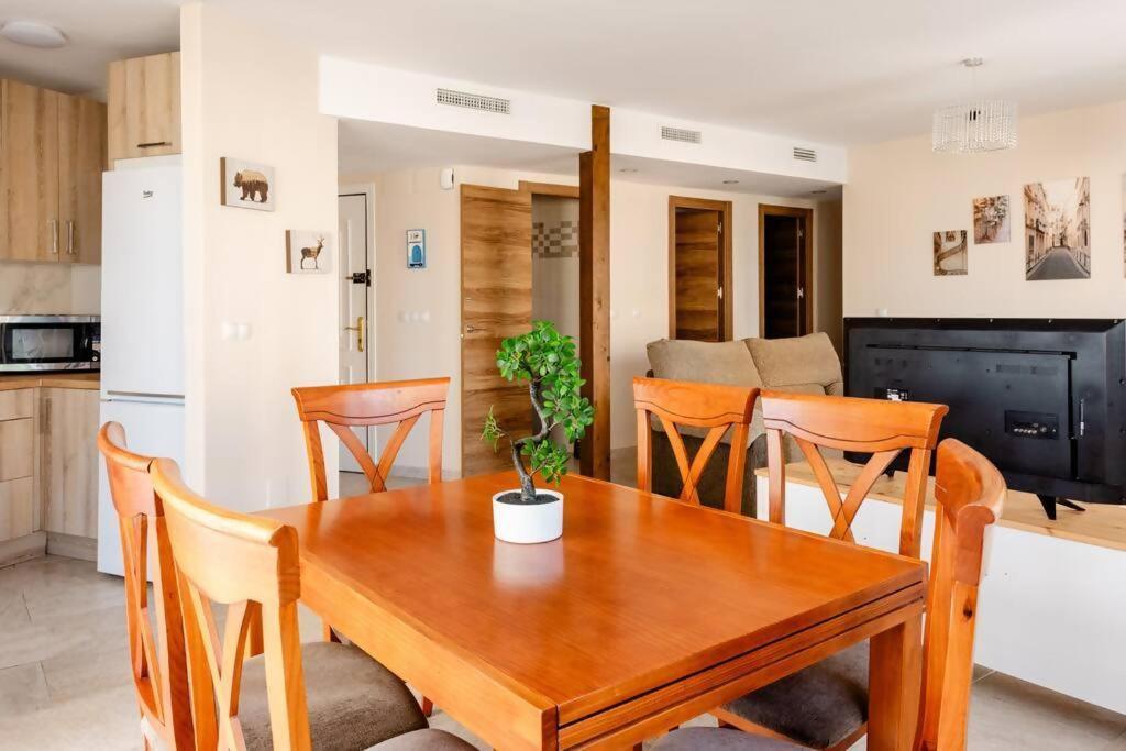 Amplio Con Vistas Al Mar Y Piscina En Benalmadena Apartment ภายนอก รูปภาพ
